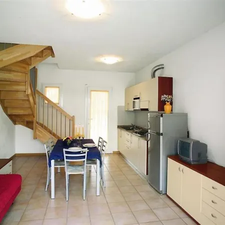 דירה Olive Orchard Gardened With Shared Pool *
