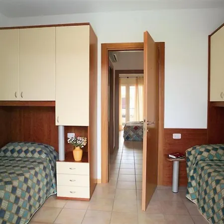 דירה Olive Orchard Gardened With Shared Pool